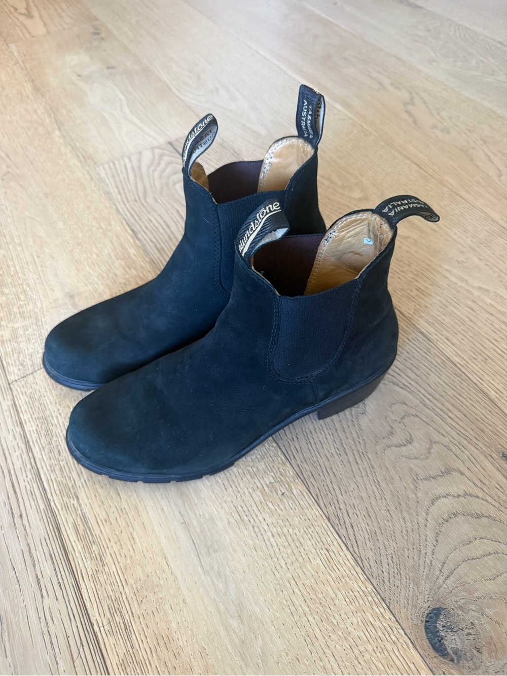 Blundstone Classic 550 Series Chelsea Boots- Rustic Black Size US 11